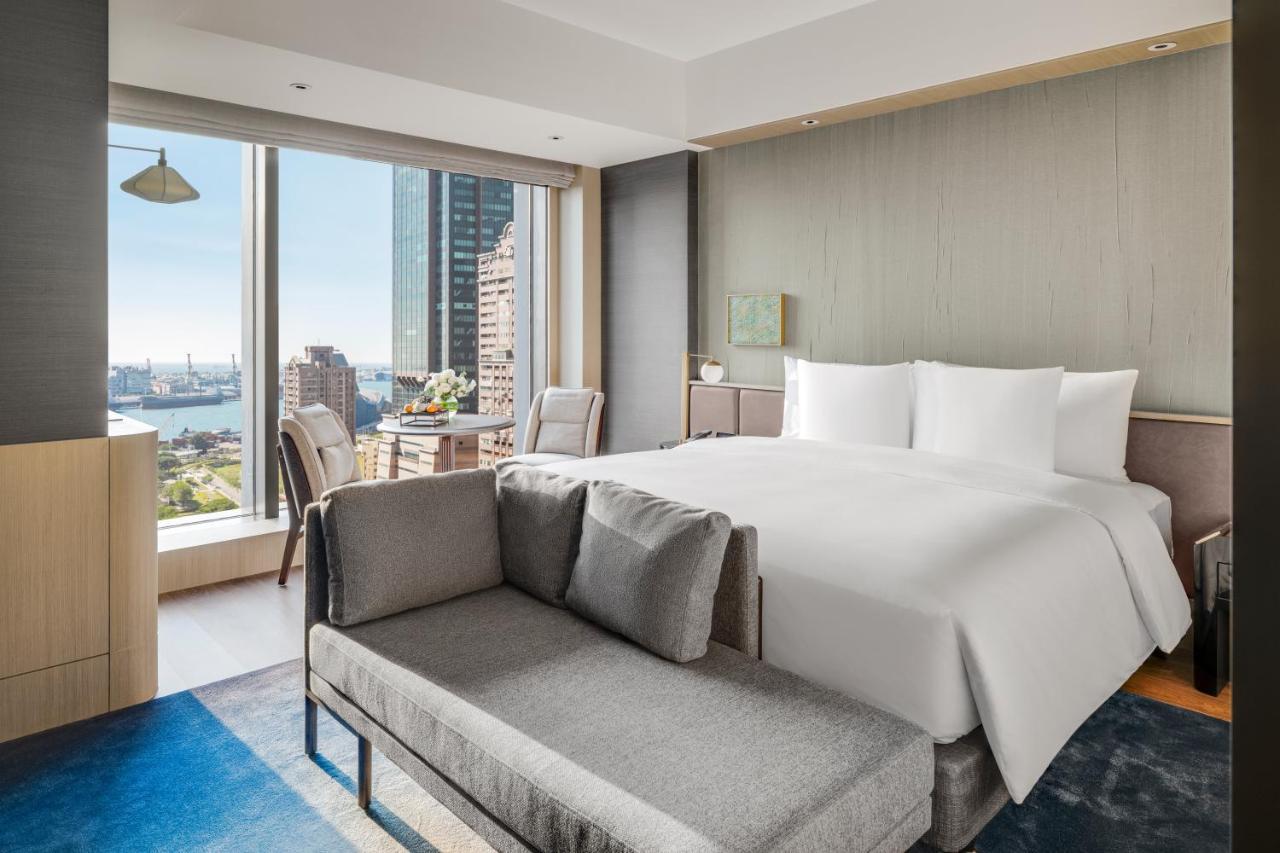 Отель Intercontinental Kaohsiung By Ihg Экстерьер фото Deluxe Suite
