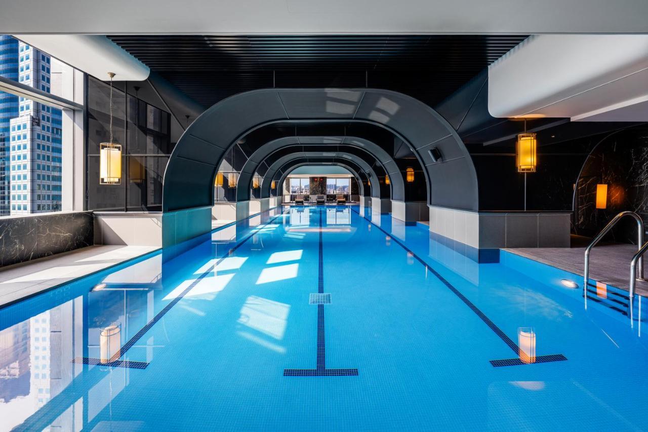 Отель Intercontinental Kaohsiung By Ihg Экстерьер фото The pool at the Mandarin Oriental, Munich