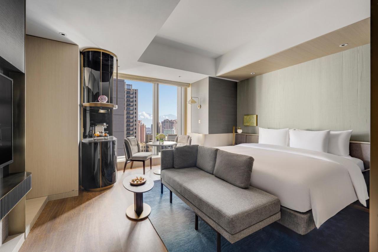 Отель Intercontinental Kaohsiung By Ihg Номер фото Deluxe Room