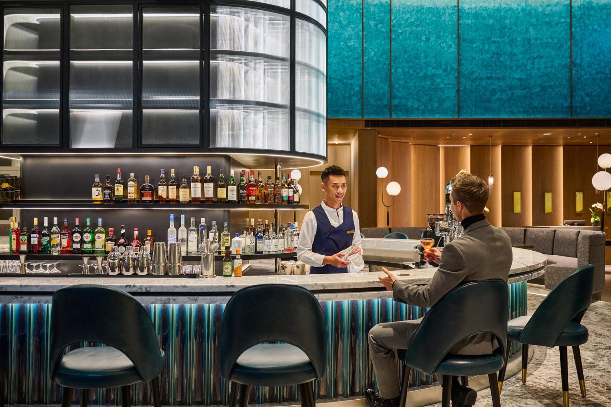 Отель Intercontinental Kaohsiung By Ihg Экстерьер фото The bar at the new lounge