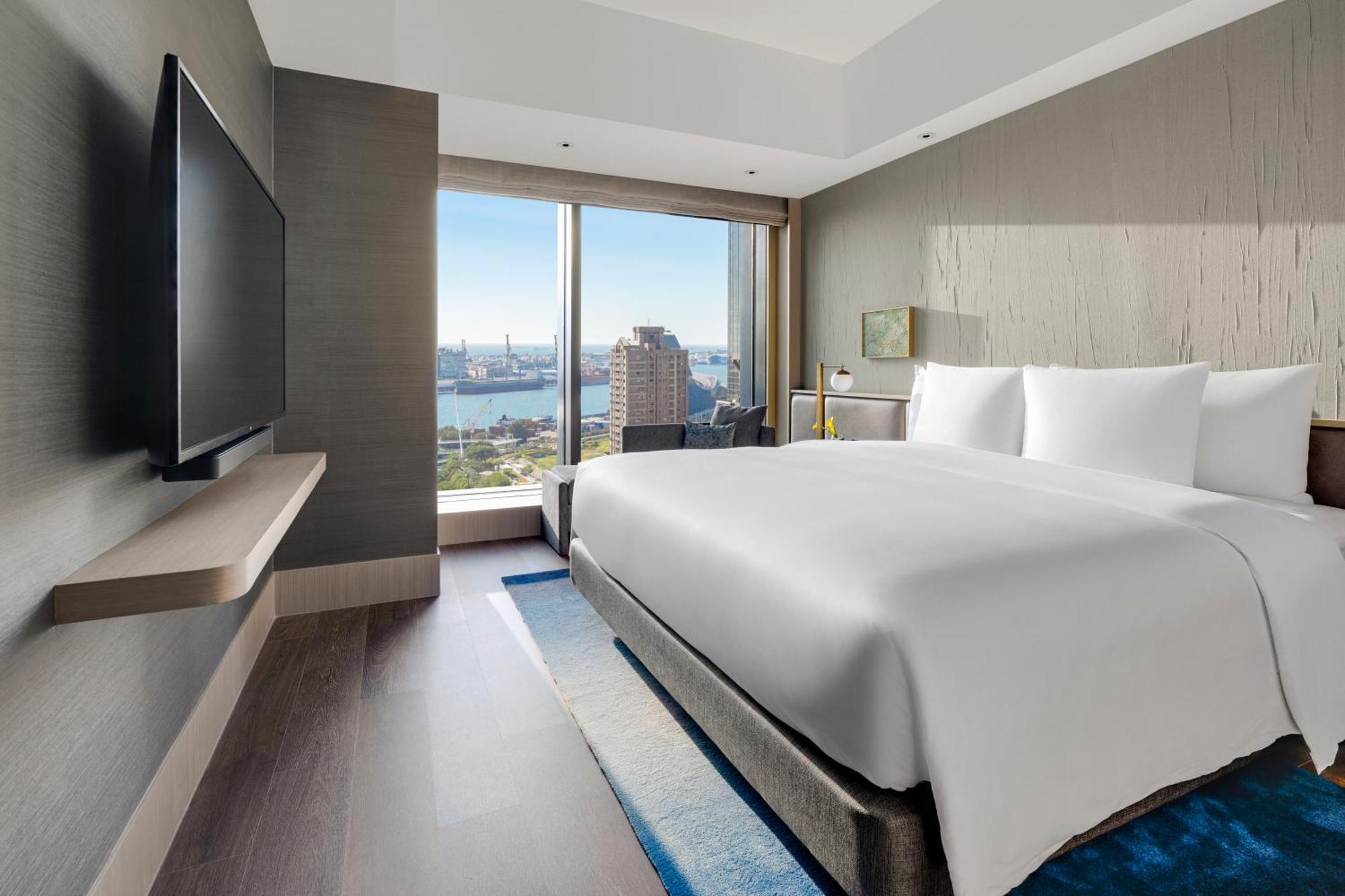 Отель Intercontinental Kaohsiung By Ihg Номер фото Deluxe Room