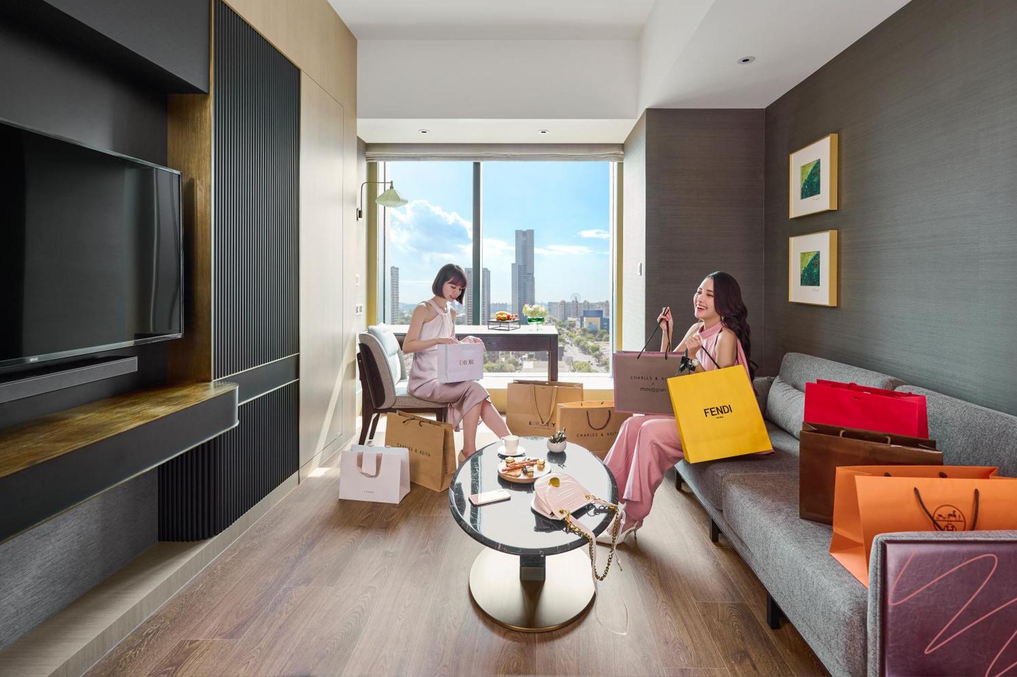 Отель Intercontinental Kaohsiung By Ihg Номер фото A typical apartment in the complex